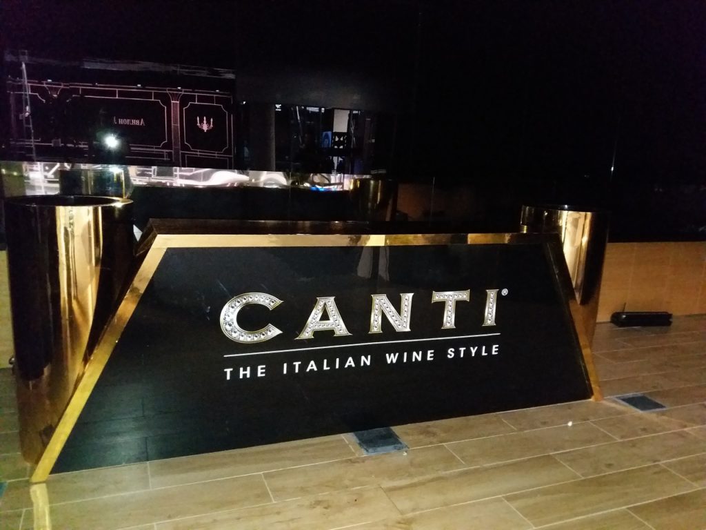 Оформление магазина CANTI